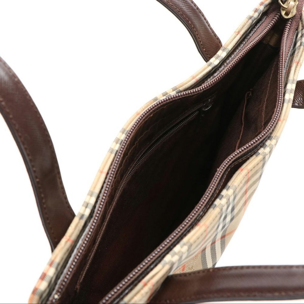 BURBERRY Horsefeather Leather Trimmed Tote. P12 - Picture 4 of 8